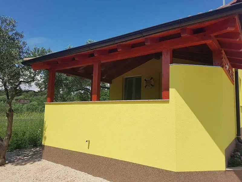 Hotel Relax Camp Pakoštane 0*,  Kroatien